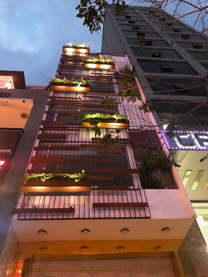 Happy House Hotel